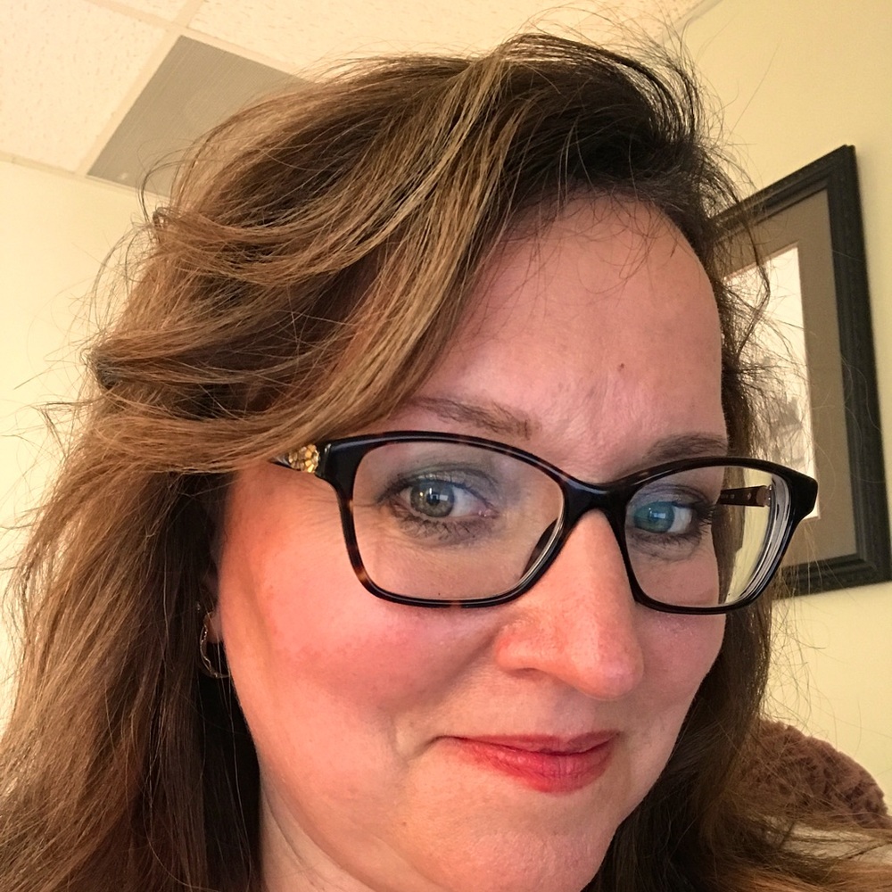 Meet your Posher, Gina